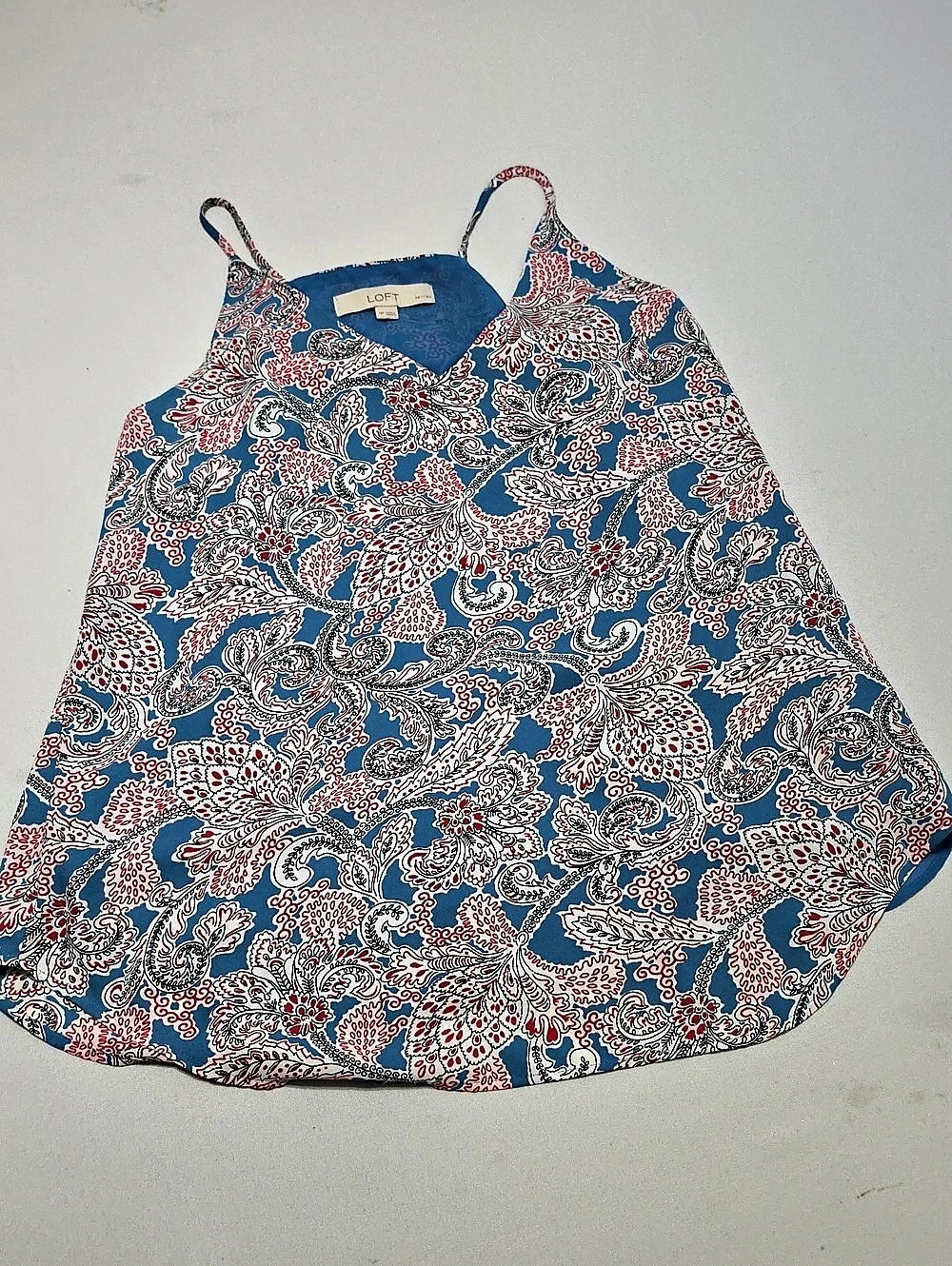 LOFT Paisley Camisole in Blue & Red Size Medium Like New